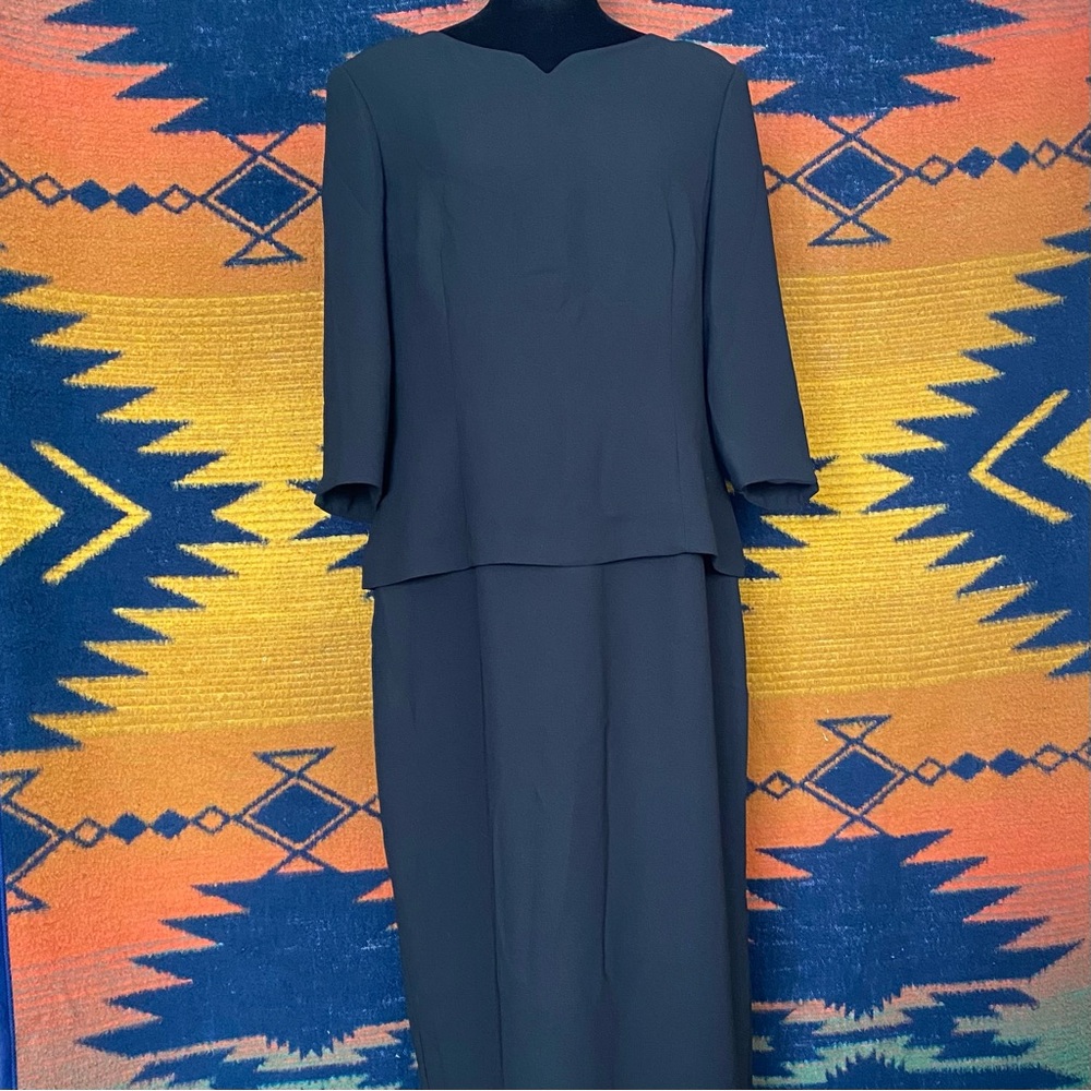 Vintage Talbots Black Midi dress. Attached shawl. 3/4 Sleeves. USA. Size 14.